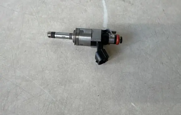 Ford Mustang VI Fuel injector Jr3e9g929bb