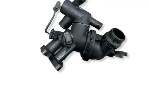 Land Rover Discovery Sport Thermostat/thermostat housing W5848