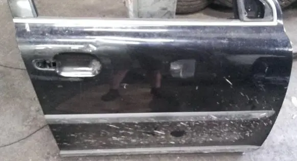 Volvo XC90 Front door