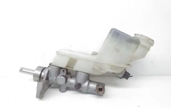 Mazda 6 Master brake cylinder