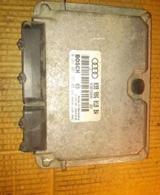 Audi A3 S3 8L Engine control unit/module 038906018BA 0281001756 1812