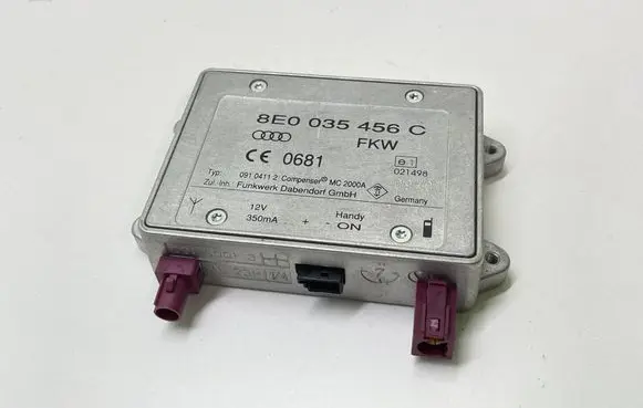 Audi A6 S6 C6 4F Antenna control unit 8E0035456C 09104112