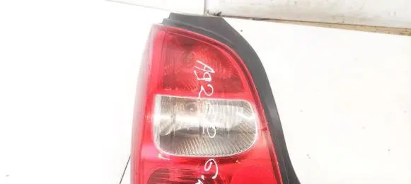Renault Twingo II Rear/tail lights