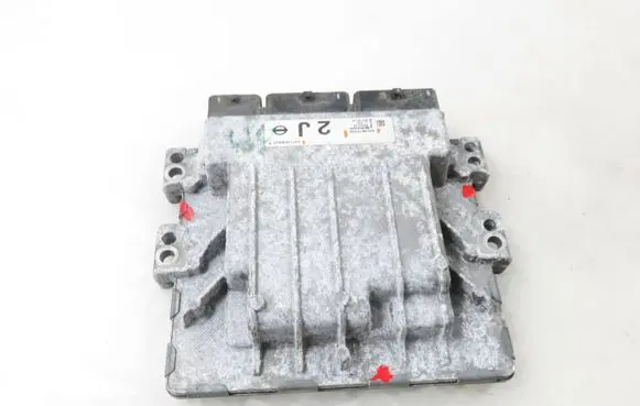 Nissan Qashqai Engine control unit/module 23710HX42C A2C98757200