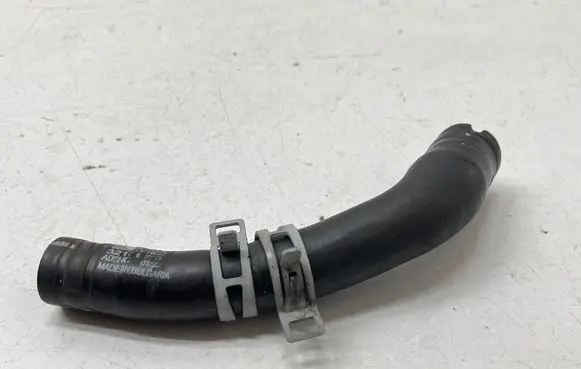 Volvo S60 Engine coolant pipe/hose 32138766