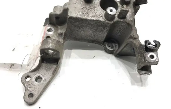 Citroen C4 Grand Picasso Engine mounting bracket 9804121180
