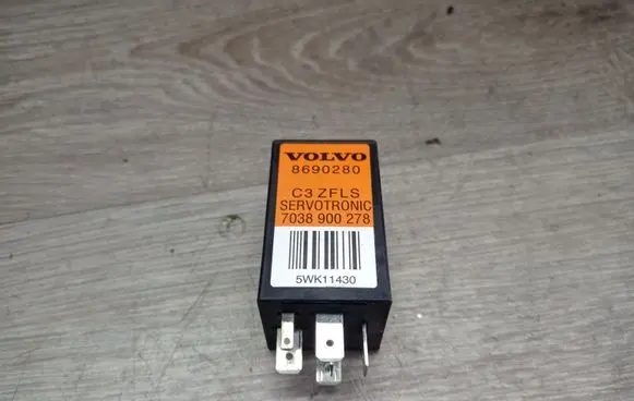 Volvo V70 Other relay 8690280 7038900278