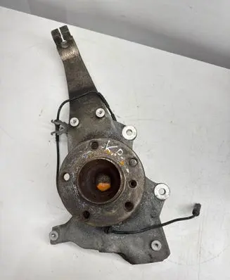 BMW 5 GT F07 Front wheel hub