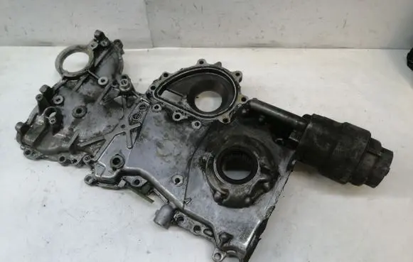 Toyota Avensis T250 Timing chain cover 