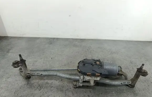 Audi A3 S3 8P Front wiper linkage