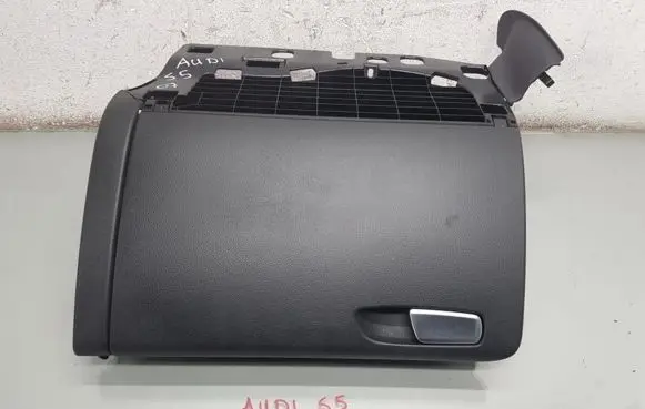 Audi S5 Facelift Glove box 8K1857035