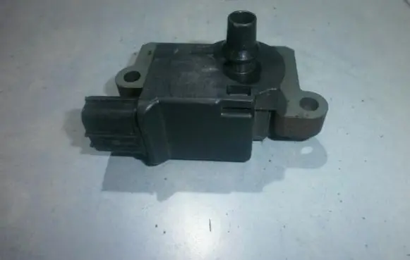 Mitsubishi Space Wagon High voltage ignition coil h6t12671a
