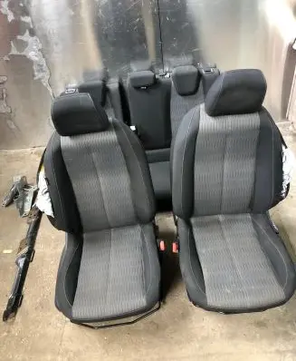 Opel Corsa F Seat set 