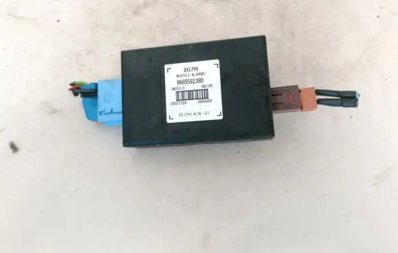 Citroen C5 Alarm control unit/module 9665582380