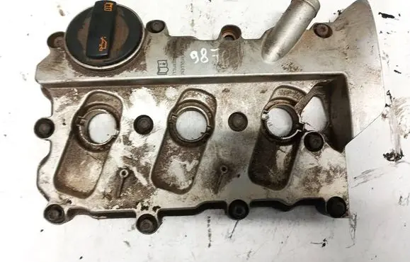 Audi A6 S6 C6 4F Rocker cam cover 06e103471g