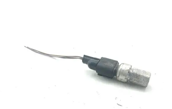 Audi A3 S3 A3 Sportback 8P Air conditioning (A/C) pressure sensor 1K0959126E