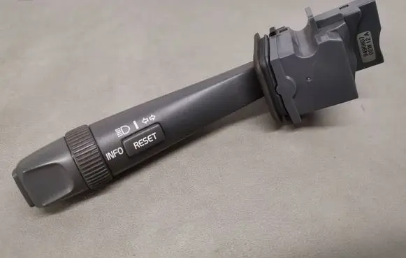 Volvo V70 Indicator stalk 9496807
