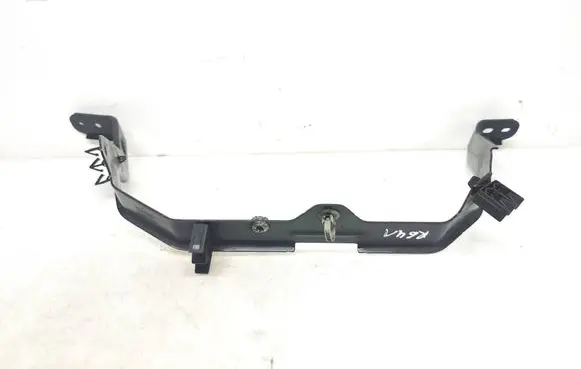Citroen Jumpy Bracket in trunk/boot 9806704680 KA124209000104