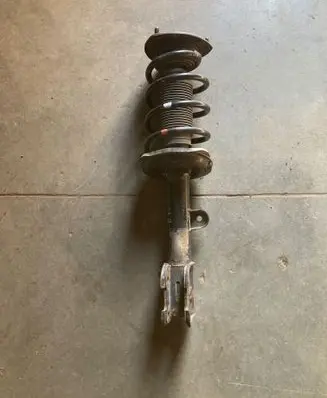KIA Sorento Front shock absorber with coil spring 546502P500