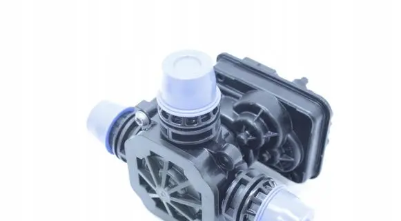 BMW 7 G70 Air suspension valve block 9462114
