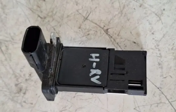 Toyota C-HR I Mass air flow meter 2220475030