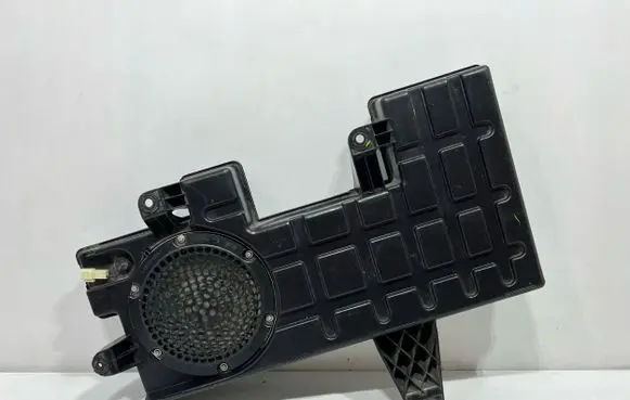 Toyota Tundra II Subwoofer speaker 861500C010