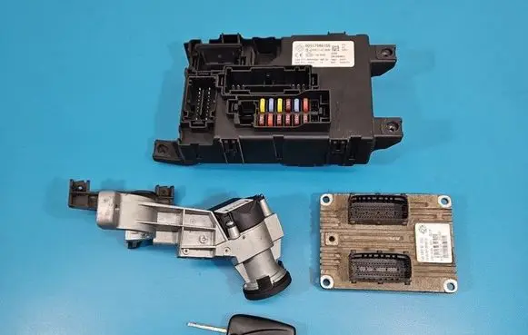 Fiat Grande Punto Engine control unit/module ECU IAW5SF3M2 IMPRK1547860