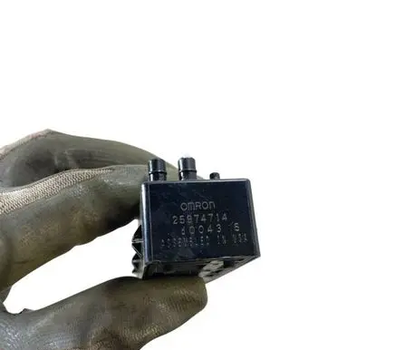 Chevrolet Malibu Seat control switch 84445926 92890320714 63040014