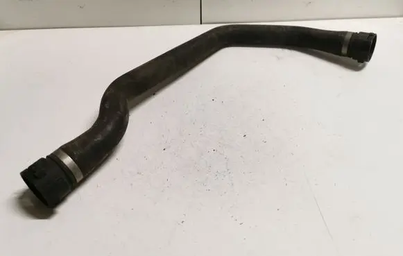 BMW X5 E70 Engine coolant pipe/hose