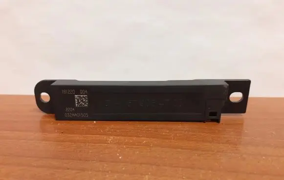 Mercedes-Benz A W177 Keyless system antenna A1679054700 7390