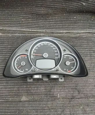 Volkswagen Up Speedometer (instrument cluster) 1S0920870C 1S0920870