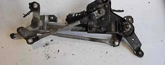 Mitsubishi Grandis Front wiper linkage and motor