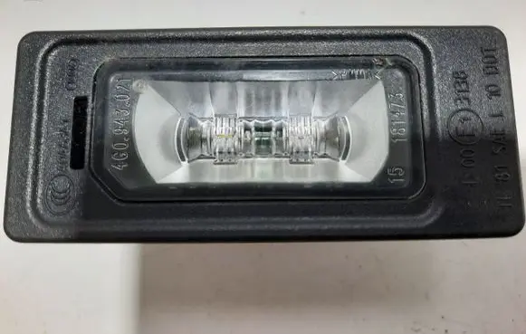 Audi Q5 SQ5 Number plate light 4C0943021