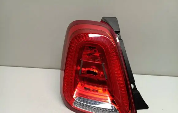 Fiat 500 Rear/tail lights 52007424