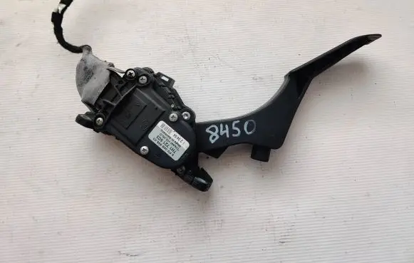 Volkswagen Transporter - Caravelle T5 Accelerator throttle pedal 7H1721503 6PV00849503