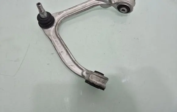 Volvo S60 Front upper control arm/wishbone 