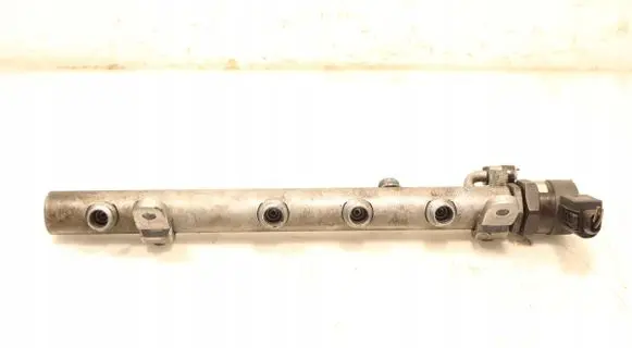Fuel main line pipe