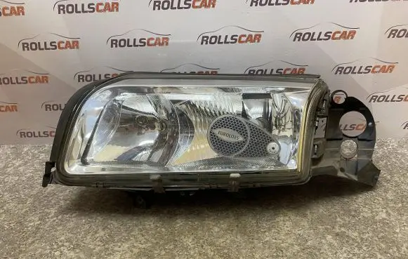 Volvo S80 Headlight/headlamp 30678101 89078101