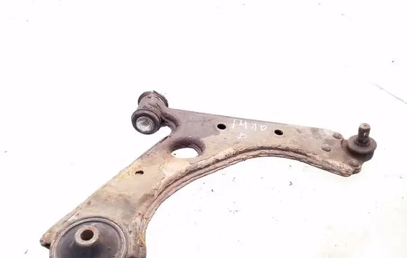 Opel Corsa D Front lower control arm/wishbone