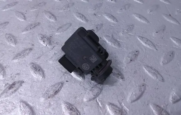 Skoda Karoq Interior temperature sensor 5Q0907643F 5Q0907659E 5Q0907643E
