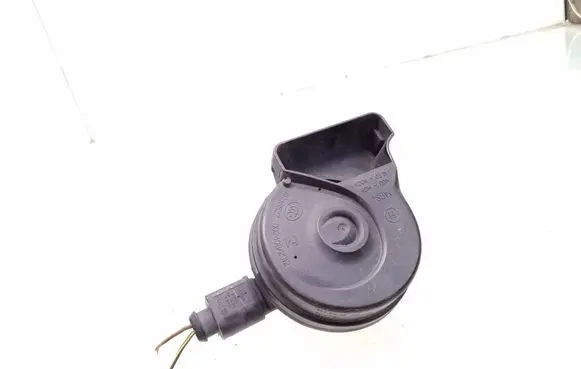 Skoda Octavia Mk3 (5E) Horn signal 5Q0951223B