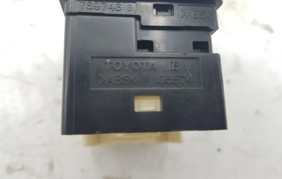 Toyota Corolla Verso E121 Wing mirror switch 769746B 183574