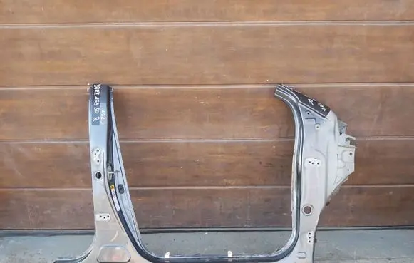 Toyota Yaris Sill YARISIIBOKPRAWY