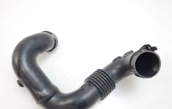 Nissan NV400 Air intake duct part 49670356875 165554107R