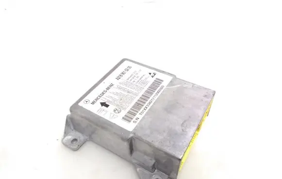 Mercedes-Benz CLS C218 X218 Airbag control unit/module A2189015200 5WK44633