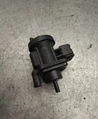 Mercedes-Benz E W211 Turbo solenoid valve 0005450427