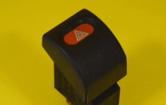 Opel Astra F Hazard light switch 90347821 90320621