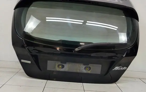 Ford Fiesta Tailgate/trunk/boot lid 