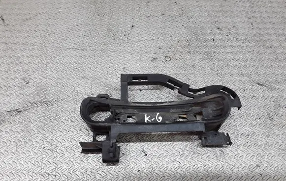 Rear door exterior handle/bracket