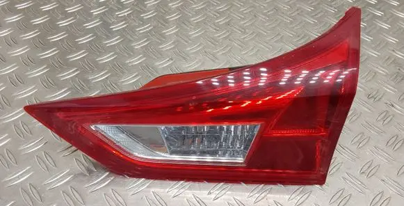 Toyota Auris E180 Tailgate rear/tail lights